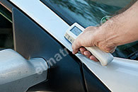 elmatronic 2in1 rétegvastagság mérő magánszemélyeknek megfizethető áron acél és alumínium karosszériára.